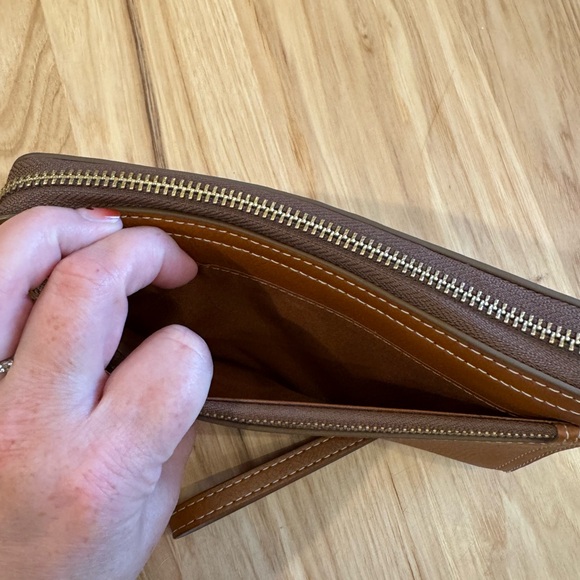 Fossil Brown and Cream Checkered WalletNWOT - Picture 5 of 9